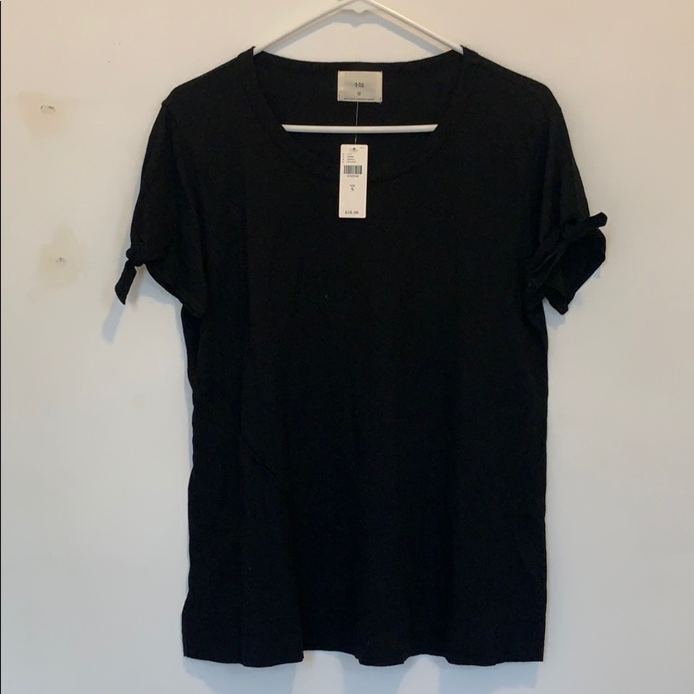 NWT TLA anthropology super soft Tee size small
